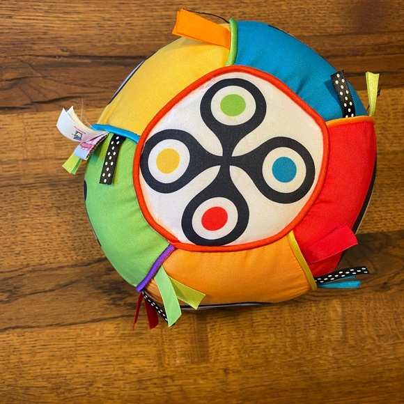 Manhattan Toys chime ball. Excellent, clean. - Picture 5 of 8